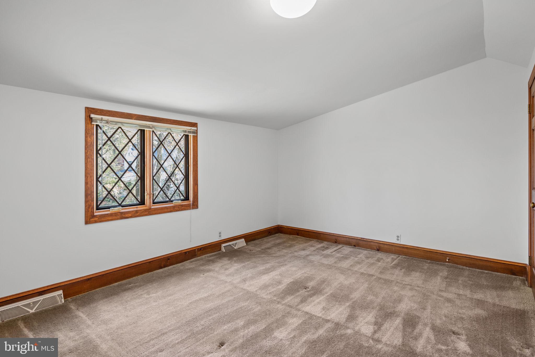 6642 Upper York Road New Hope, PA 18938 - Photo 24 of 38 Bedroom 3 (Upper Level)