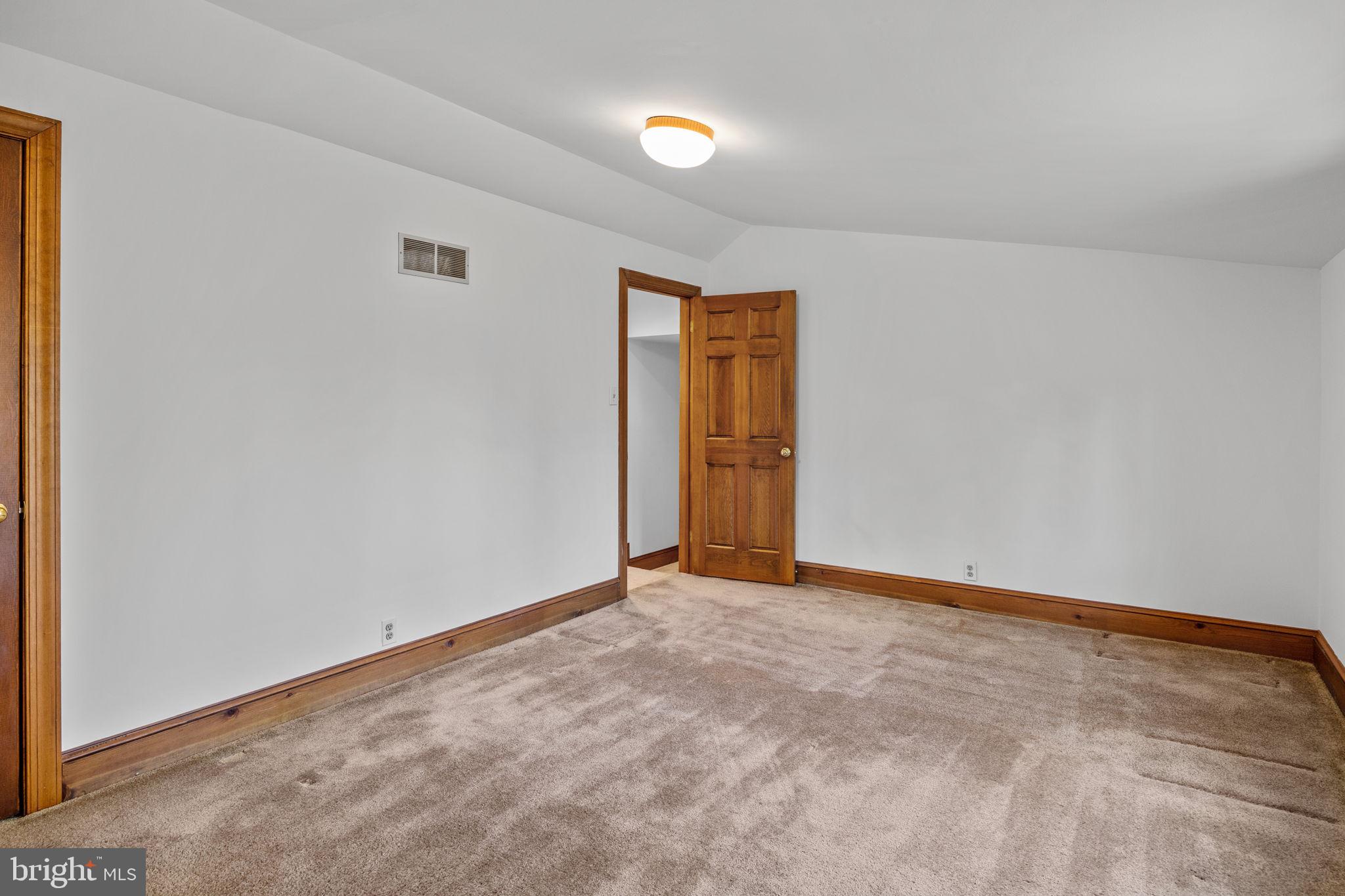 6642 Upper York Road New Hope, PA 18938 - Photo 25 of 38 Bedroom 3 (Upper Level)