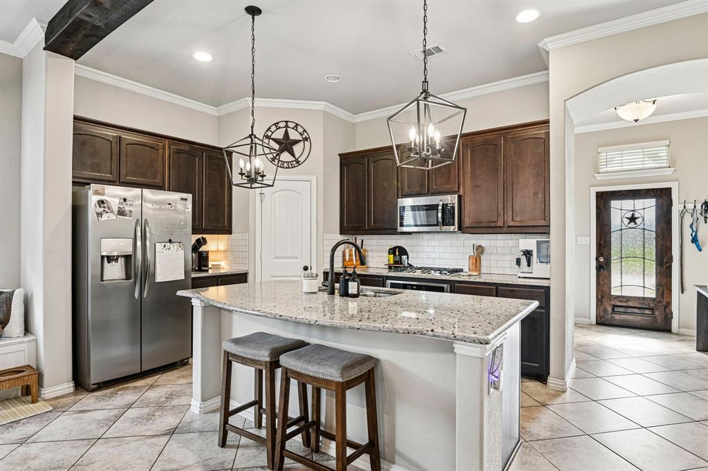 1832 Rio Costilla Road Fort Worth, TX 76131 - Photo 8 of 30