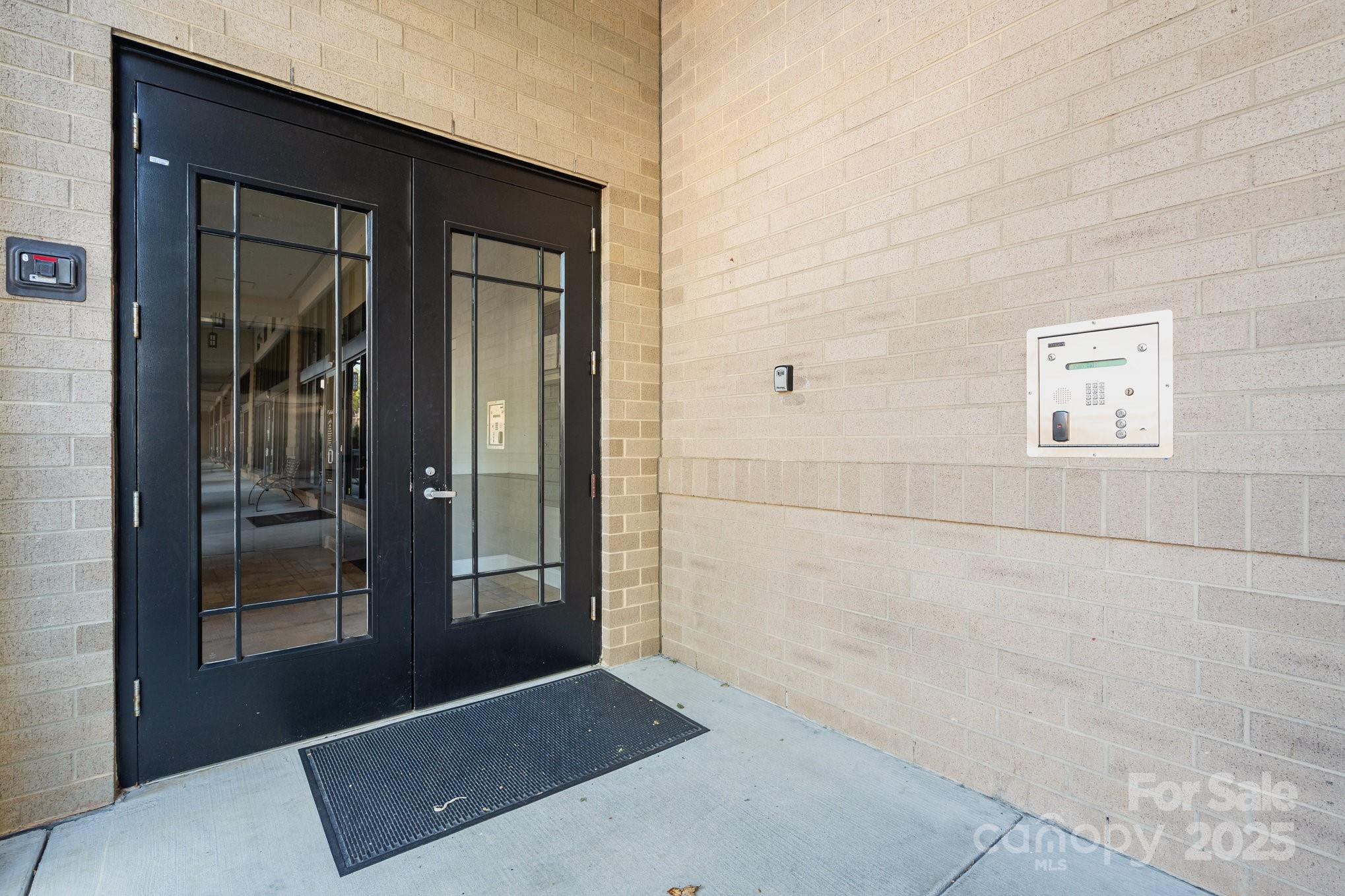 3920 Sharon Road, Unit 215 Charlotte, NC 28211 - Photo 14 of 21 Gallery Image 14