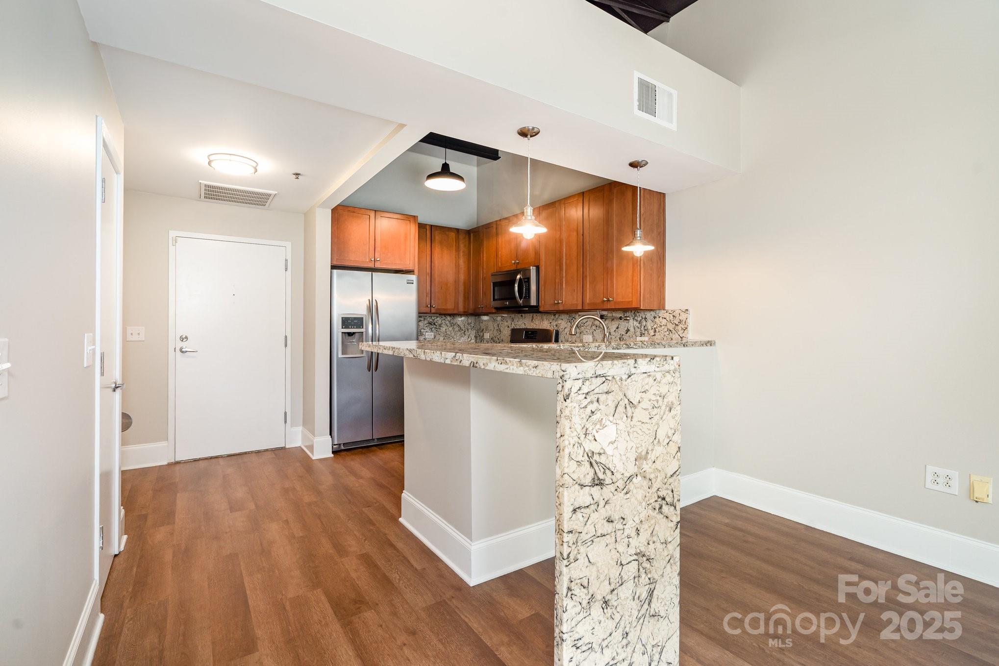 3920 Sharon Road, Unit 215 Charlotte, NC 28211 - Photo 6 of 21 Gallery Image 6