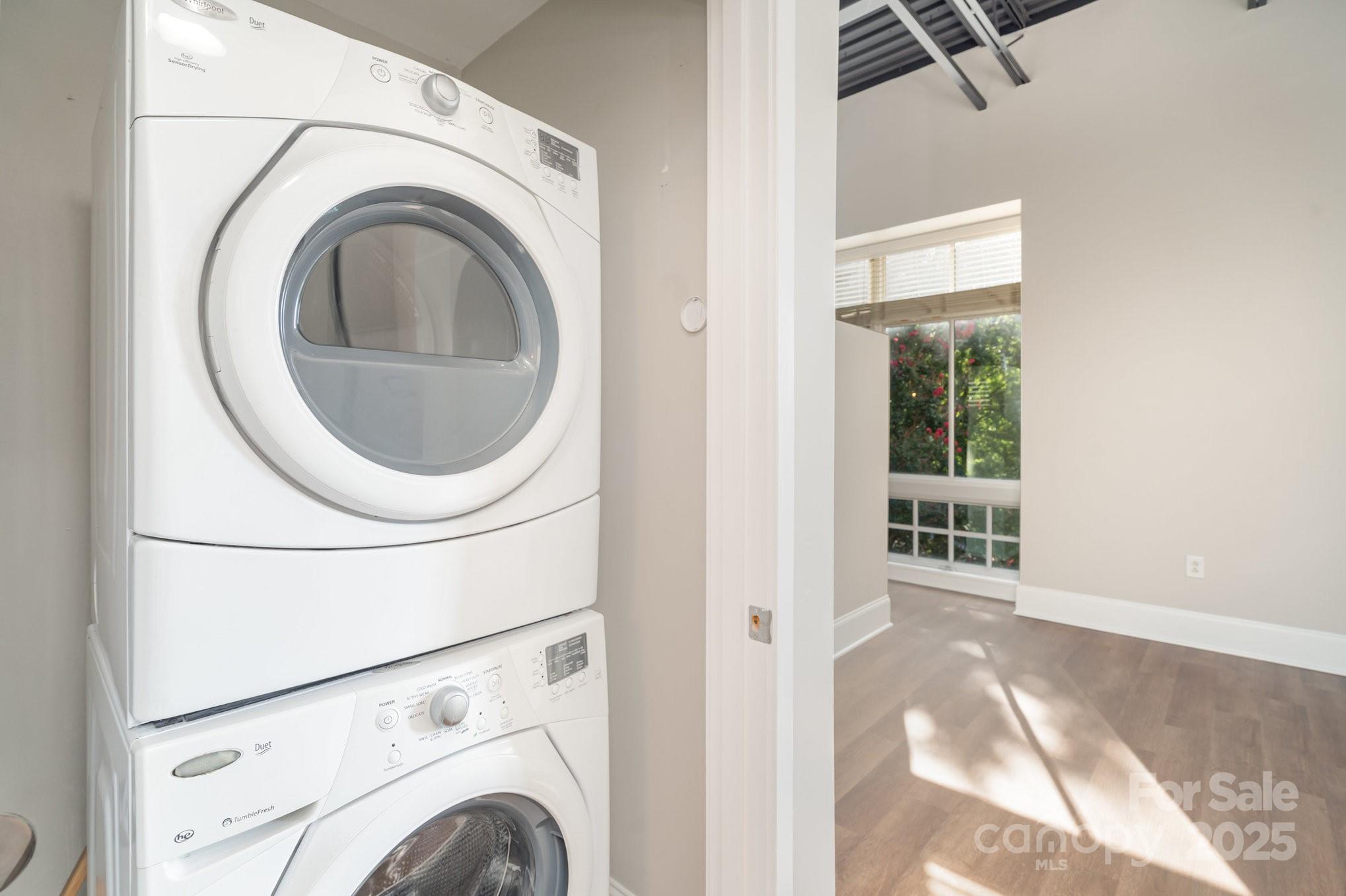 3920 Sharon Road, Unit 215 Charlotte, NC 28211 - Photo 9 of 21 Gallery Image 9