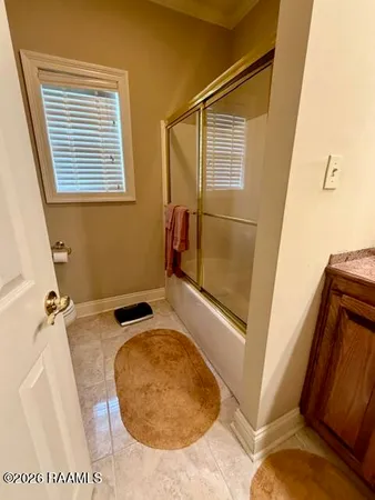 $2,800 | 4017 Coco Miquel Road, New Iberia, LA 70560