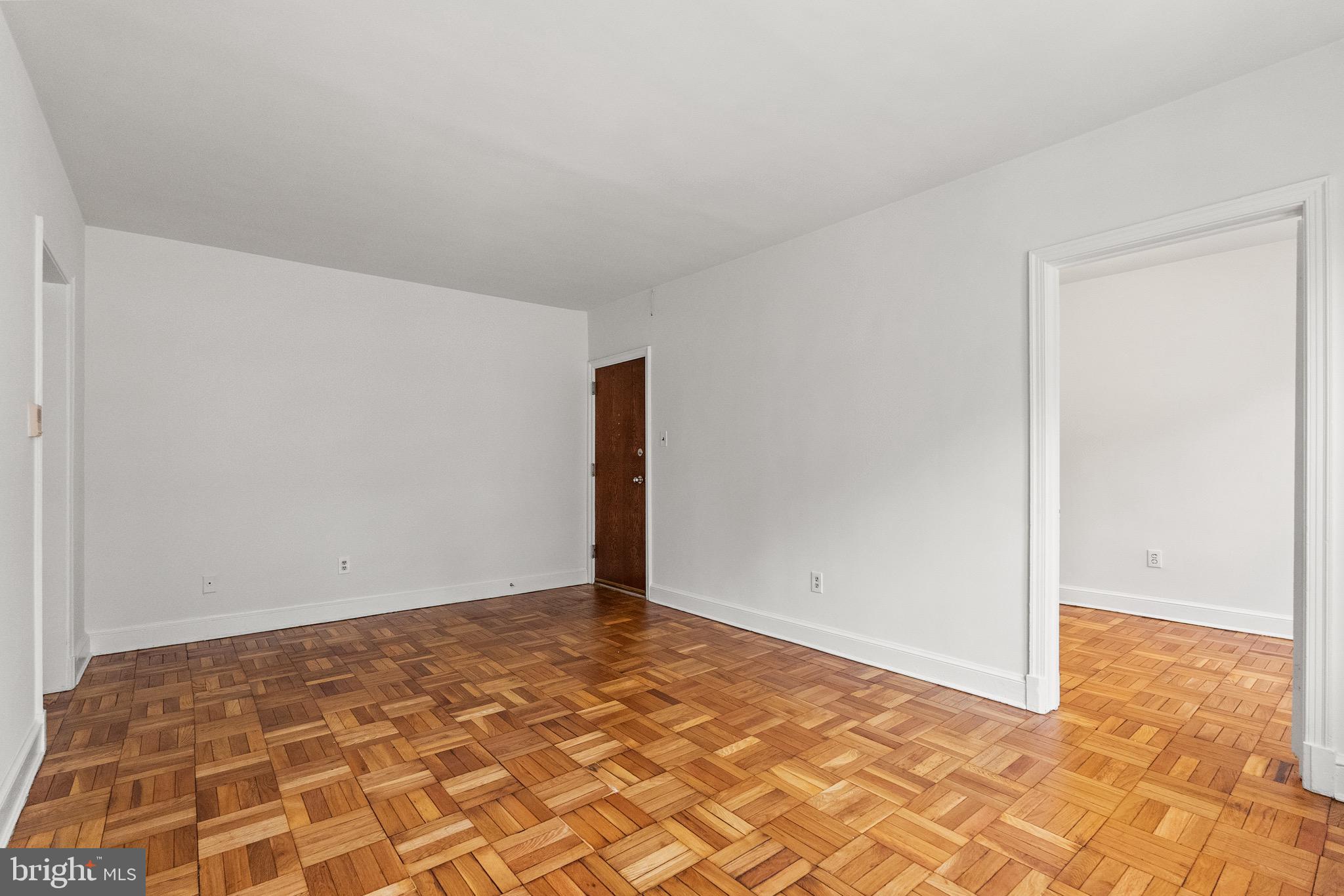 4491 MacArthur Boulevard Northwest, Unit 303 Washington, DC 20007 - Photo 13 of 37