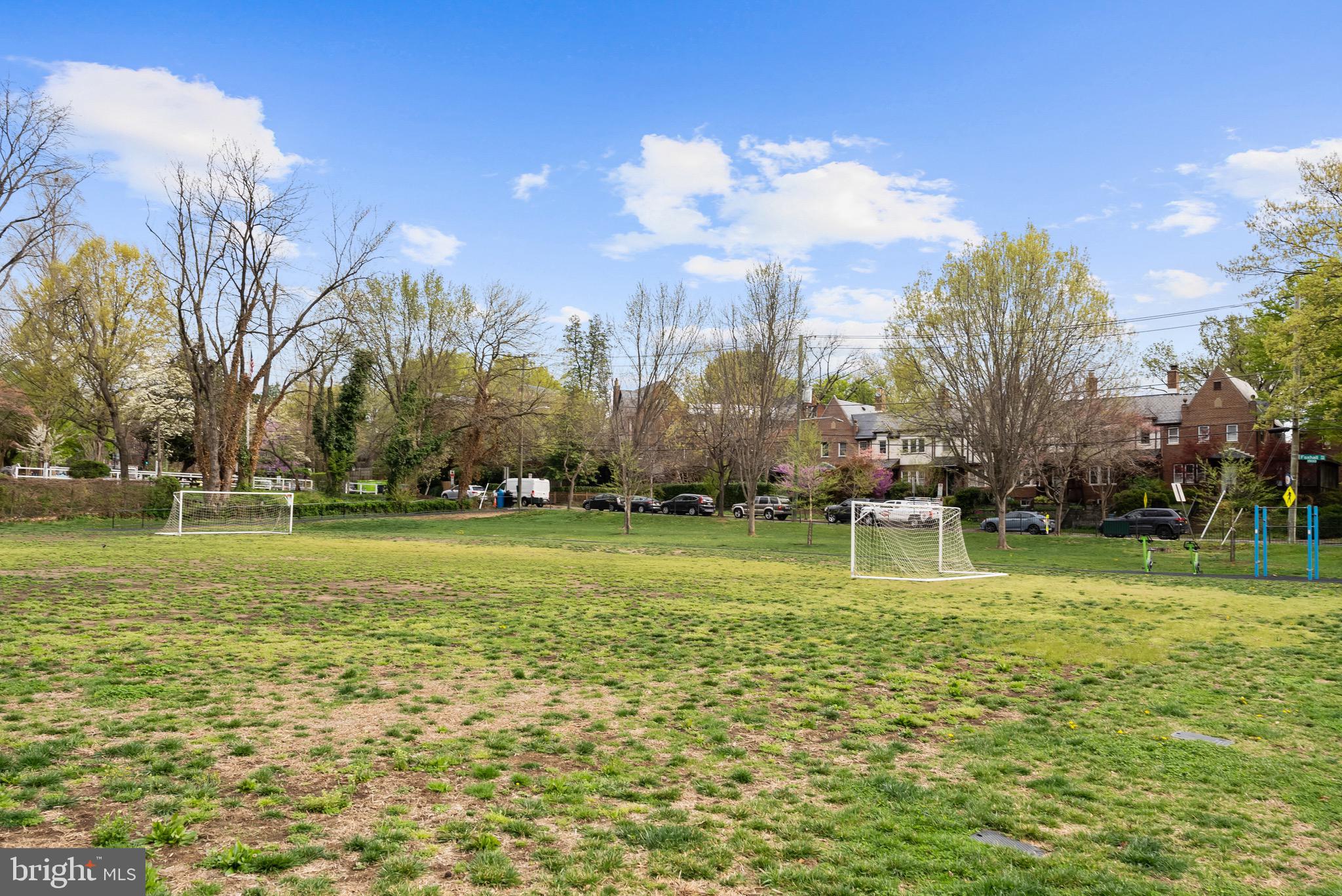 4491 MacArthur Boulevard Northwest, Unit 303 Washington, DC 20007 - Photo 31 of 37