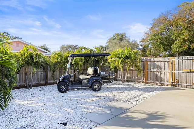 $700,000 | 148 Highland Avenue, Dunedin, FL 34698