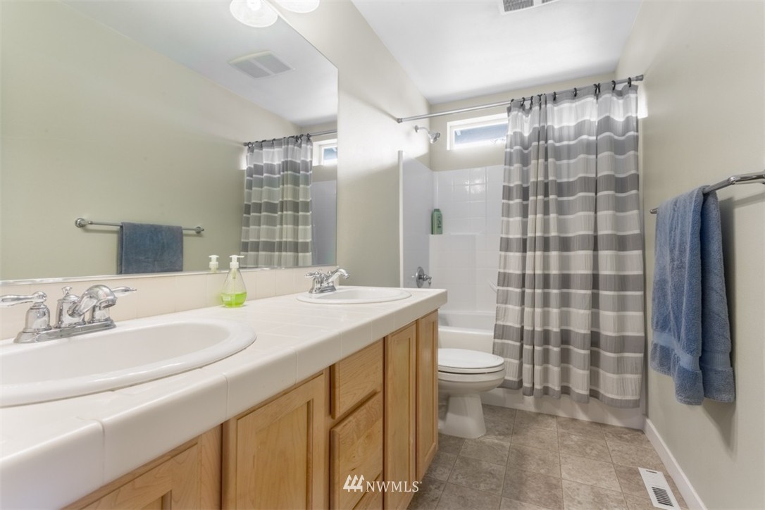 1025 Ridge Street Mukilteo, WA 98275 - Photo 22 of 25 Gallery Image 22
