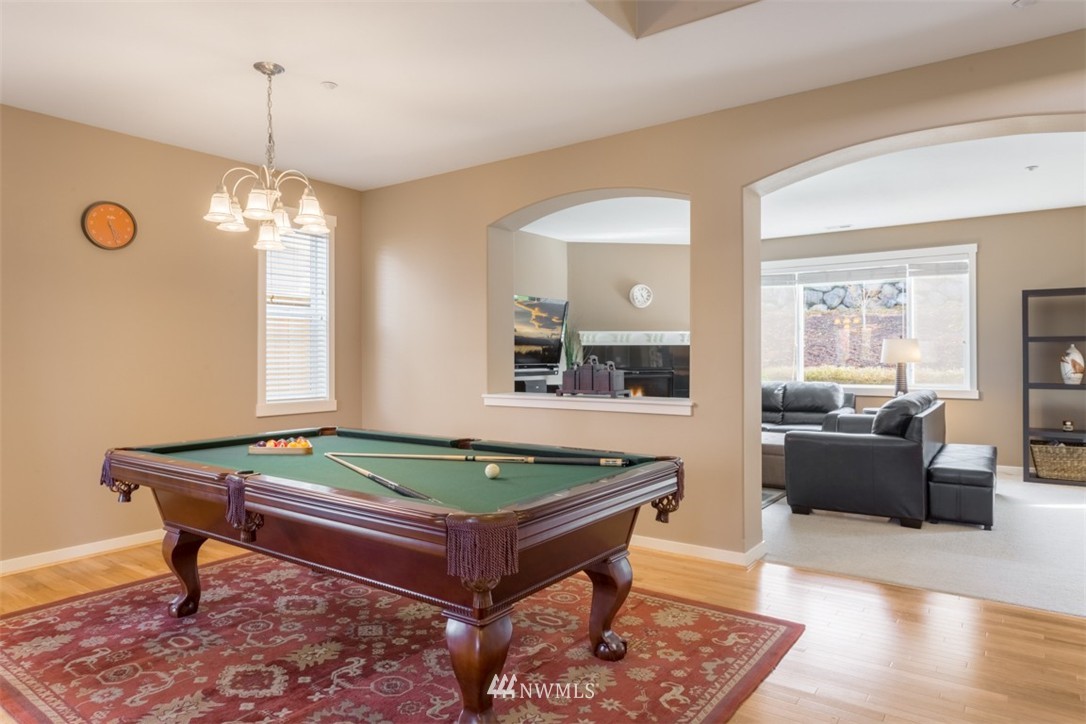 1025 Ridge Street Mukilteo, WA 98275 - Photo 8 of 25 Gallery Image 8