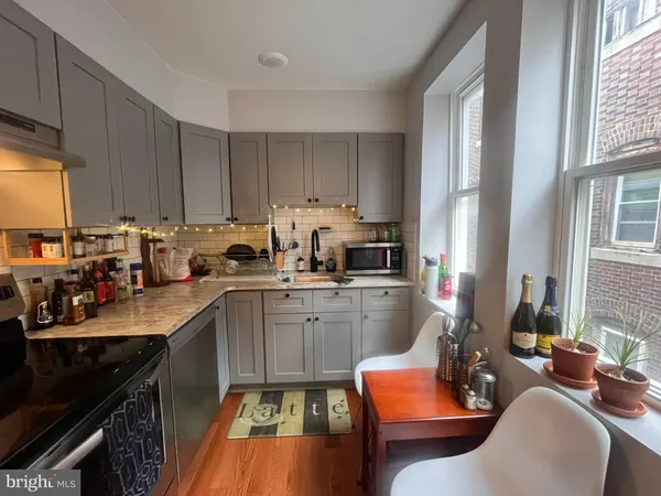 $1,295 | 4508 Walnut Street, Unit 302, Philadelphia, PA 19139