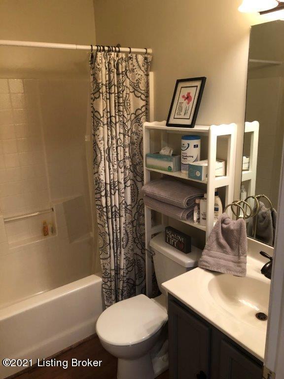 7810 Lariat Road Louisville, KY 40219 - Photo 15 of 20 IMG_2949