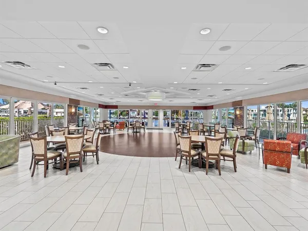 a view of a big room with dining room and livingroom view