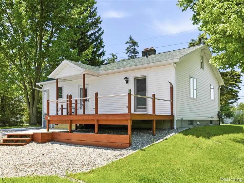 2482 Range Road Port Huron, MI 48060 - Photo 29 of 44 Gallery Image 29