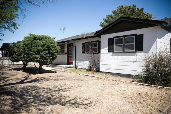 $175,000 | 222 Pear Avenue, Dumas, TX 79029