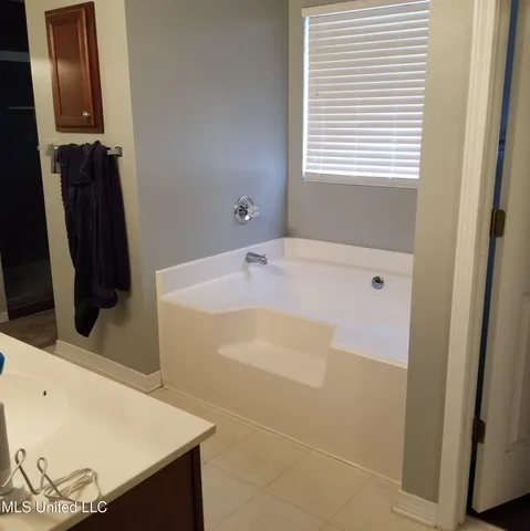 $2,500 | 14975 Greenwell Circle, Biloxi, MS 39532