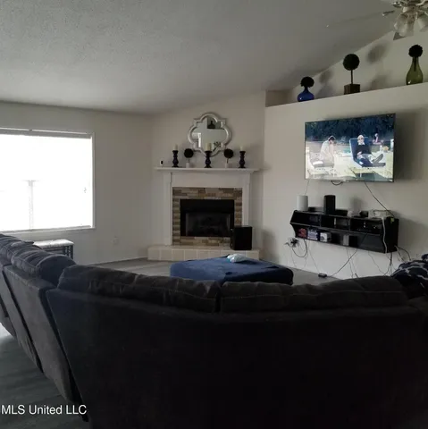 $2,500 | 14975 Greenwell Circle, Biloxi, MS 39532