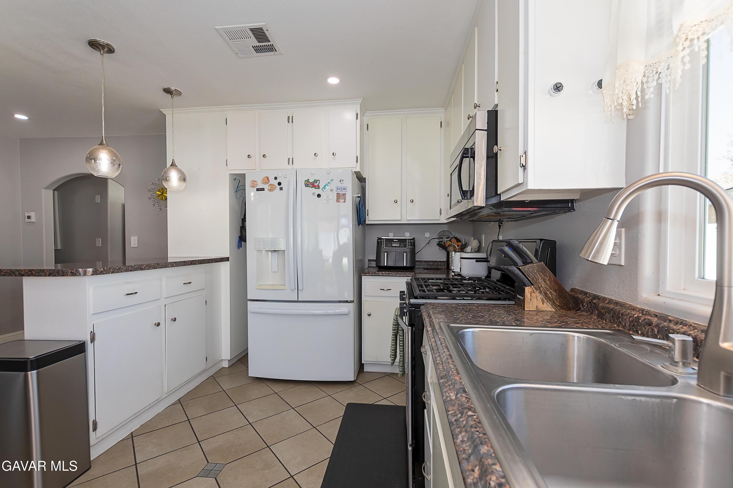 42860 Alep Street Lancaster, CA 93536 - Photo 11 of 34 SFP_2693