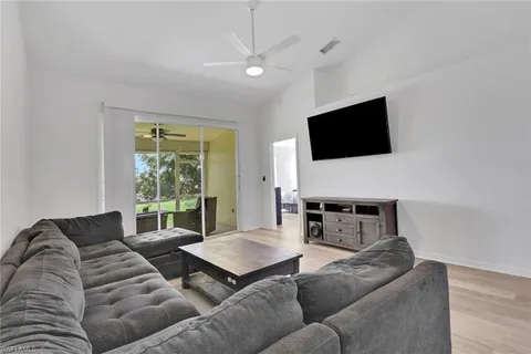 $450,000 | 7081 Lone Oak Boulevard, Naples, FL 34109