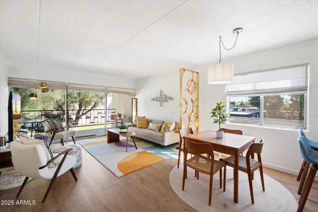 $350,000 | 3737 East Turney Avenue, Unit 206, Phoenix, AZ 85018