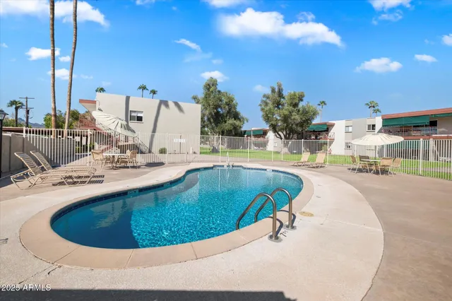 $350,000 | 3737 East Turney Avenue, Unit 206, Phoenix, AZ 85018