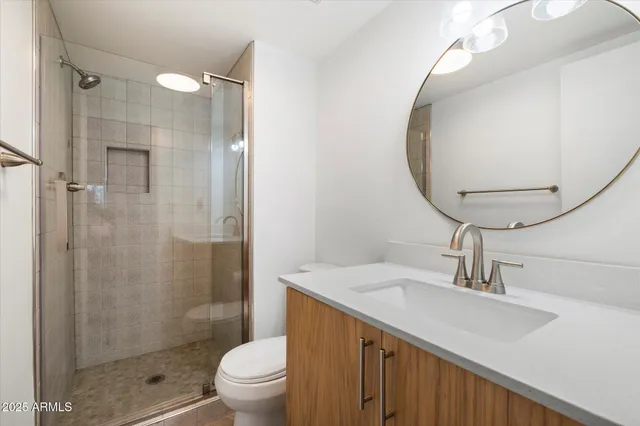 $350,000 | 3737 East Turney Avenue, Unit 206, Phoenix, AZ 85018