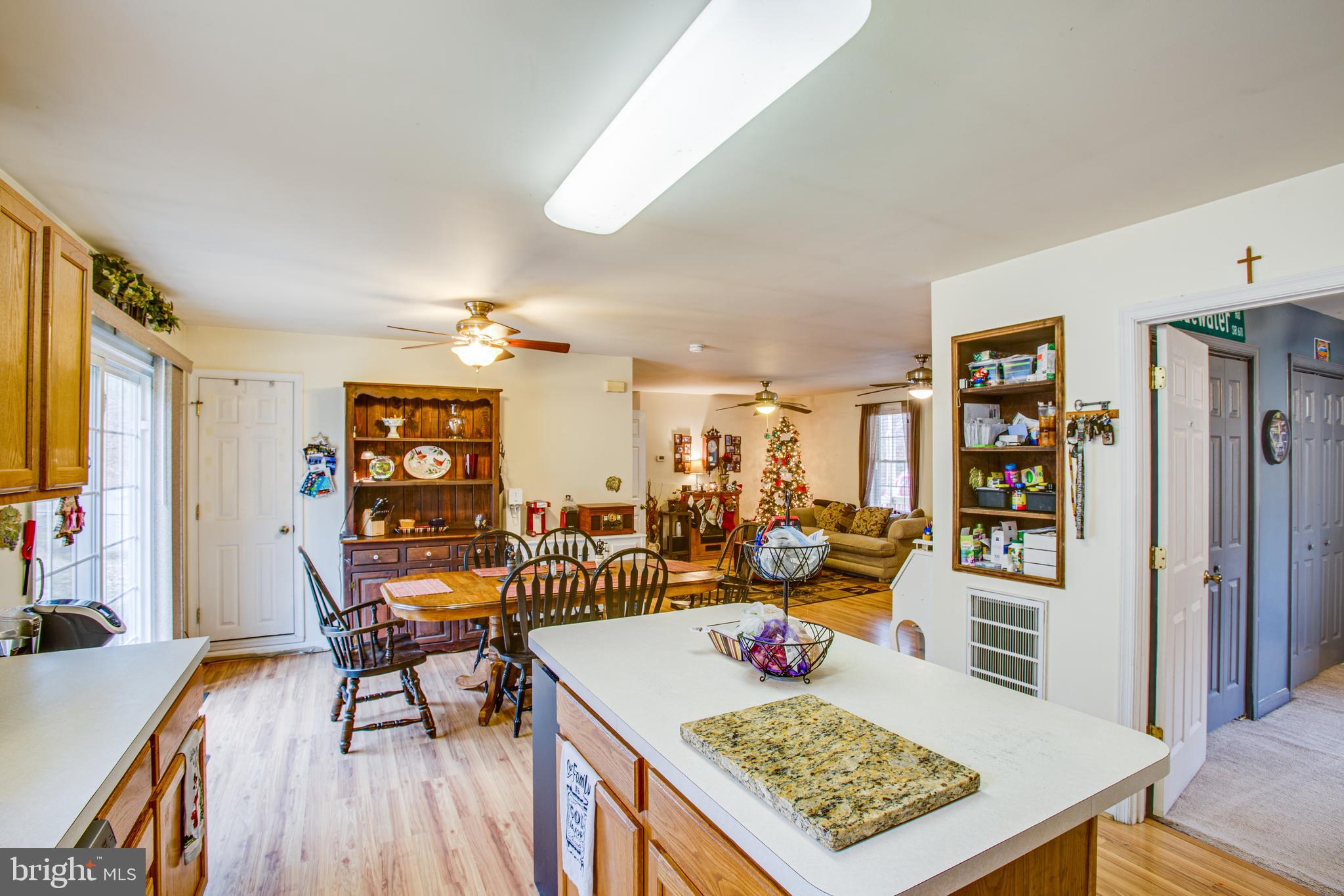 136 Quarry Road Stafford, VA 22554 - Photo 12 of 54 Gallery Image 12