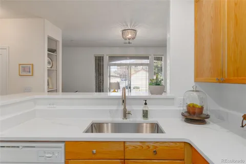 $305,000 | 9568 West San Juan Circle, Unit 105, Littleton, CO 80128