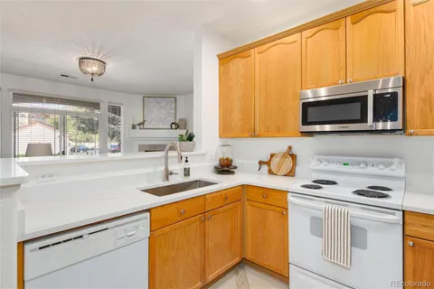 $305,000 | 9568 West San Juan Circle, Unit 105, Littleton, CO 80128