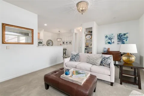 $305,000 | 9568 West San Juan Circle, Unit 105, Littleton, CO 80128