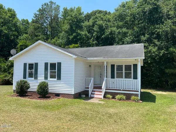 $1,600 | 500 Chinaberry Lane, Angier, NC 27501