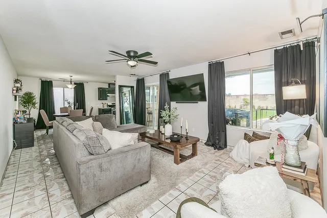 $410,000 | 201 Exie Lane, Dinuba, CA 93618