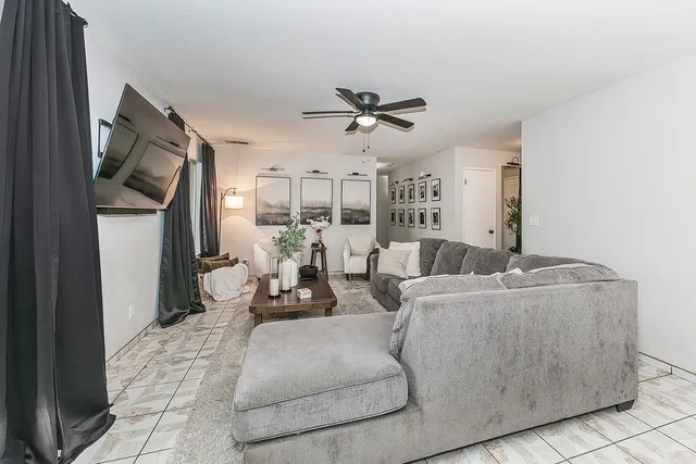 $410,000 | 201 Exie Lane, Dinuba, CA 93618