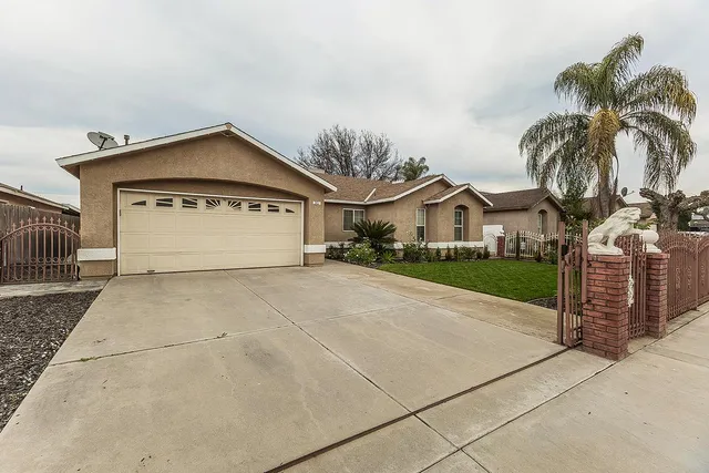 $410,000 | 201 Exie Lane, Dinuba, CA 93618