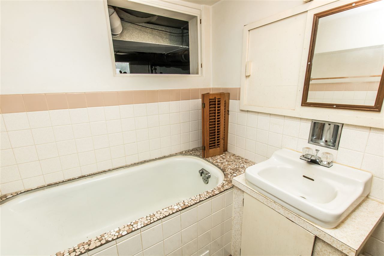 229 North Elmwood Road Farmington, IL 61531 - Photo 27 of 34 Gallery Image 27