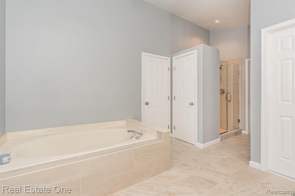 187 Saxon Court Rochester Hills, MI 48307 - Photo 26 of 47