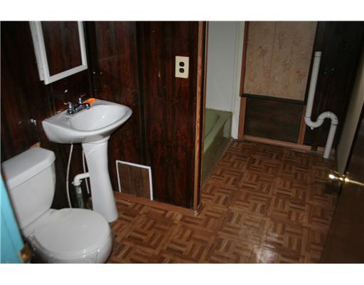 32 3rd Avenue Woonsocket, RI 02895 - Photo 9 of 10 Bathroom.