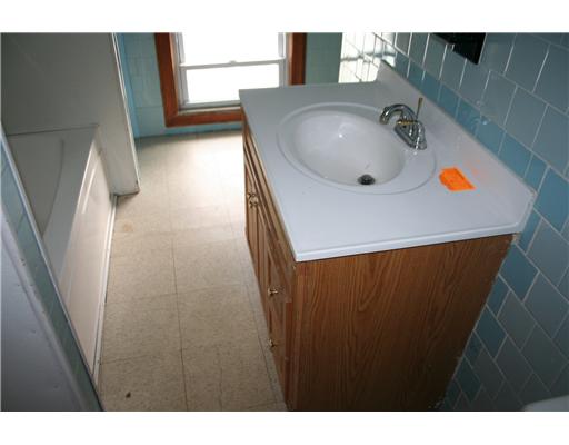 32 3rd Avenue Woonsocket, RI 02895 - Photo 10 of 10 Bathroom.