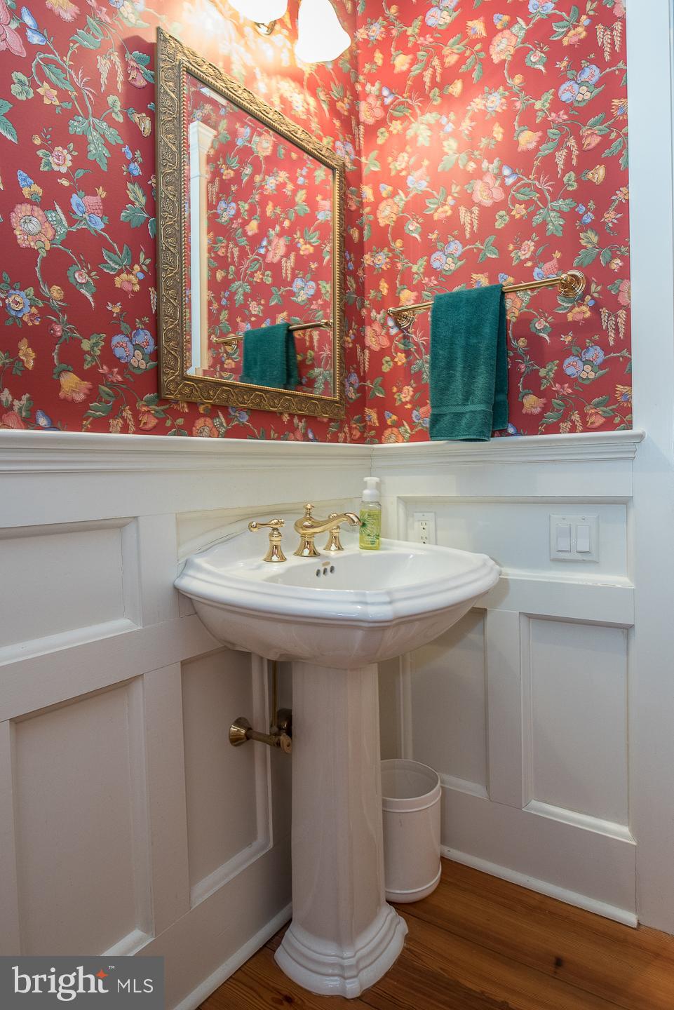 133 Brooke Farm Road Wayne, PA 19087 - Photo 15 of 45 Formal Powder Room