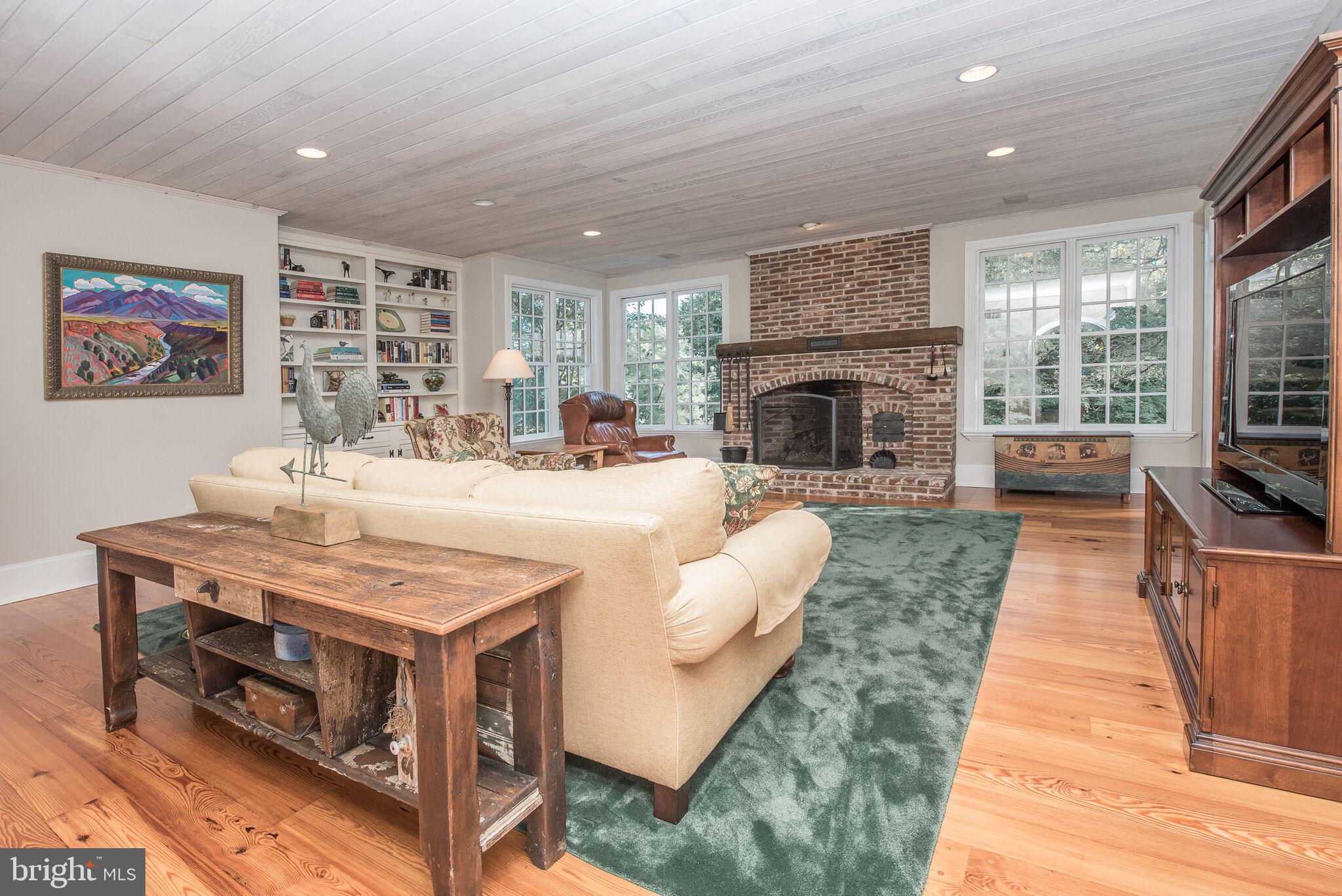 133 Brooke Farm Road Wayne, PA 19087 - Photo 16 of 45 Family Room Off The Kitchen & Breakfast Room