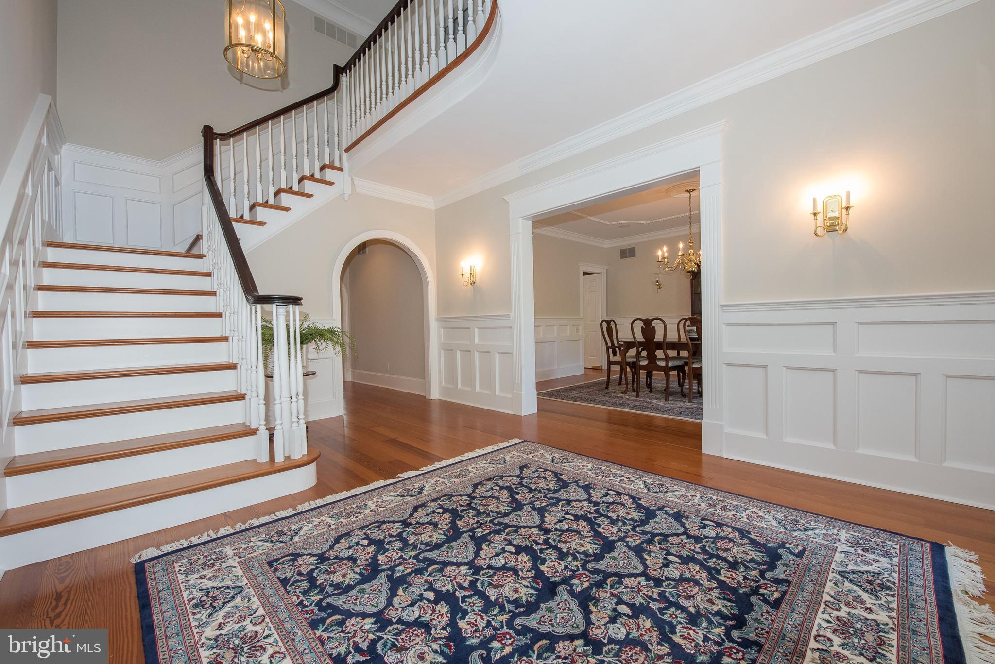 133 Brooke Farm Road Wayne, PA 19087 - Photo 8 of 45 Large Welcoming Entrance Hall