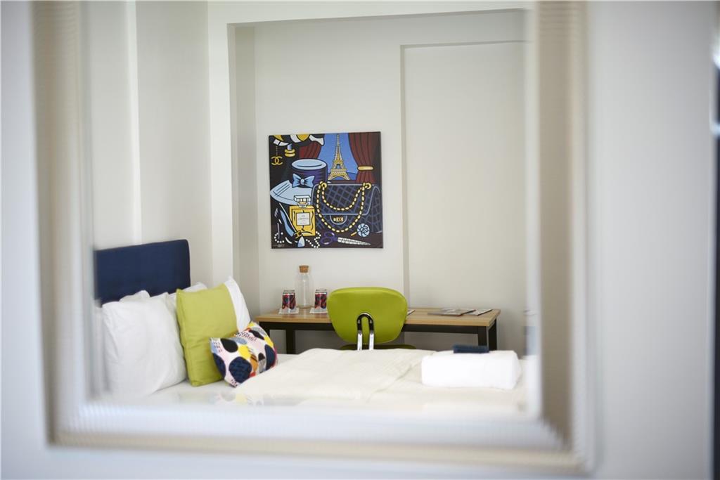 103 57th Street Pittsburgh, PA 15201 - Photo 15 of 49 a bathroom with a sink and a mirror