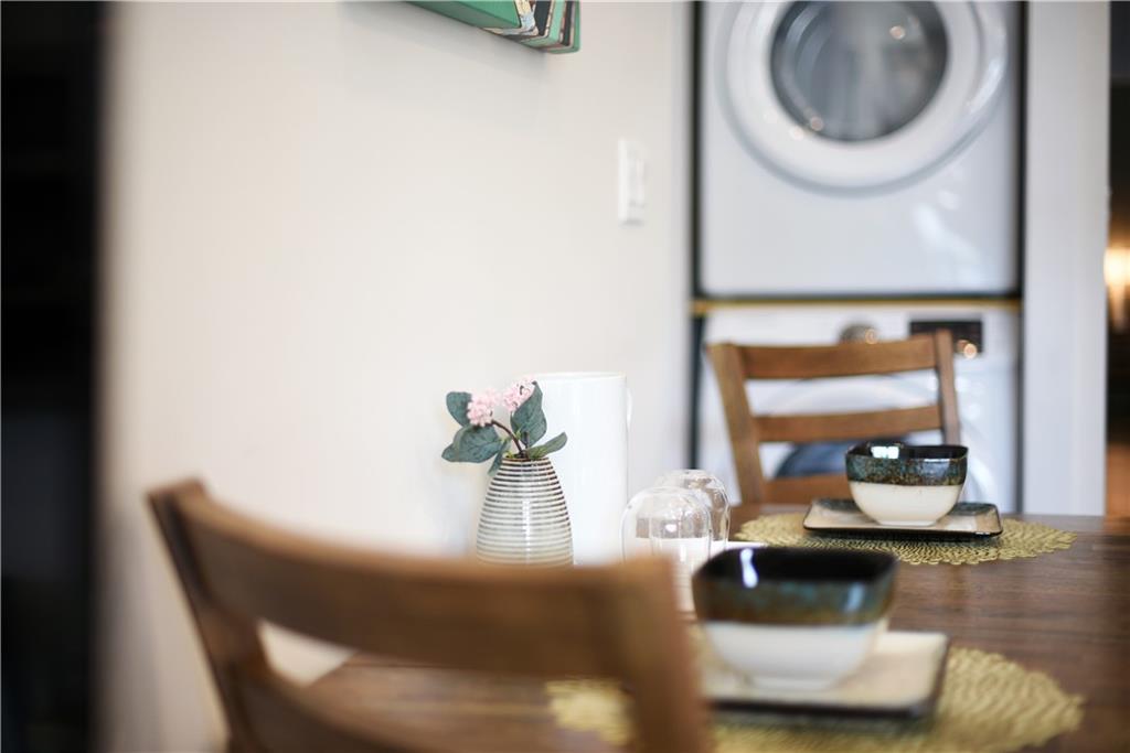 103 57th Street Pittsburgh, PA 15201 - Photo 22 of 49 a living room with furniture and a floor to ceiling window