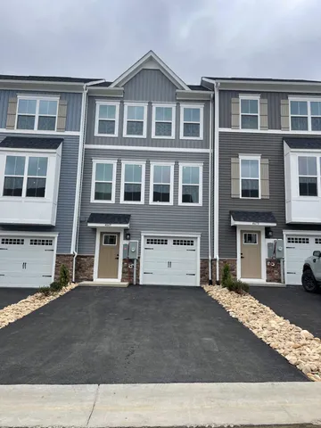 $2,100 | 4669 Drysdale Street, Mount Crawford, VA 22841