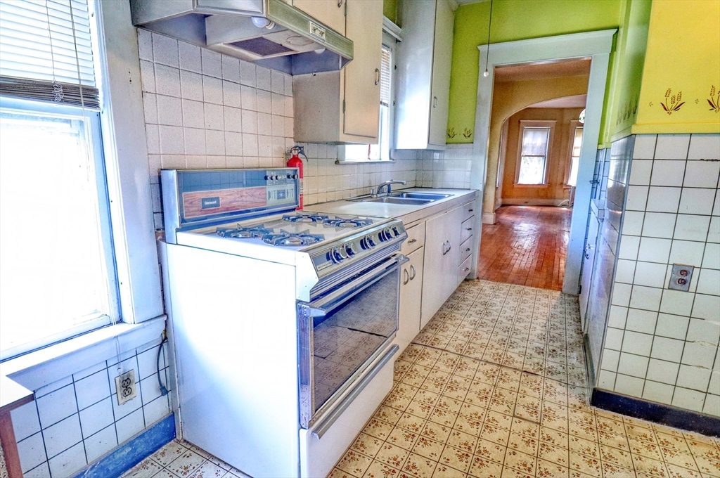 749-751 Riverside Drive Lawrence, MA 01841 - Photo 7 of 42 Gallery Image 7