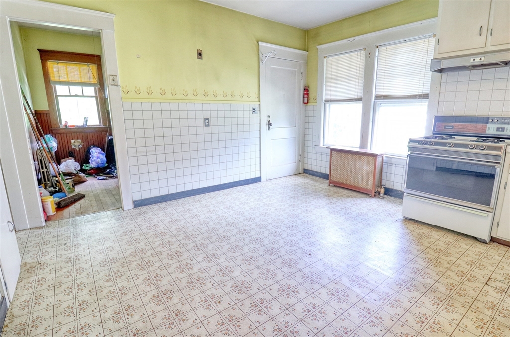 749-751 Riverside Drive Lawrence, MA 01841 - Photo 8 of 42 Gallery Image 8