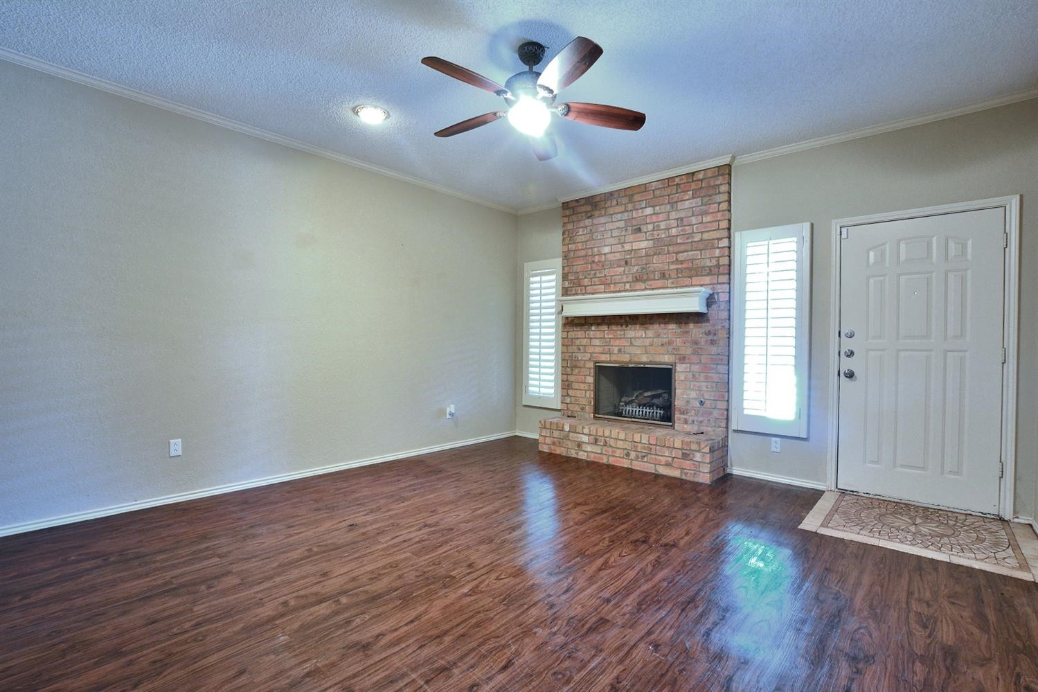 8212 Raleigh Avenue Lubbock, TX 79424 - Photo 3 of 17 Photo 3