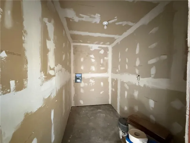 $210,000 | 204 East Urquhart Street, Chalmette, LA 70043