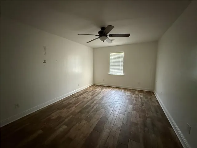 $210,000 | 204 East Urquhart Street, Chalmette, LA 70043