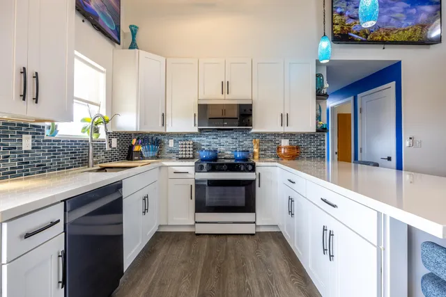 $898,000 | 15 Abbey Lane, Unit 432, Lahaina, HI 96761