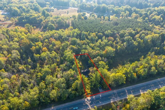 $215,000 | 22820 Northland Drive, Paris, MI 49338