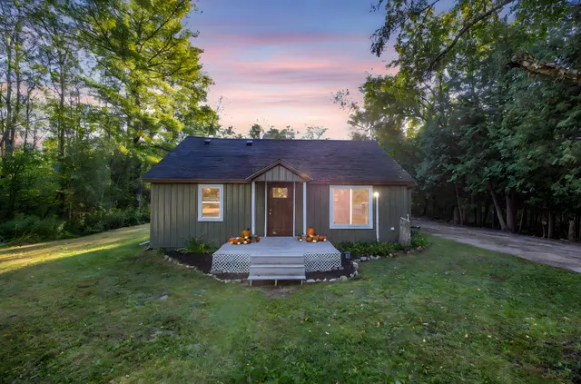 $215,000 | 22820 Northland Drive, Paris, MI 49338